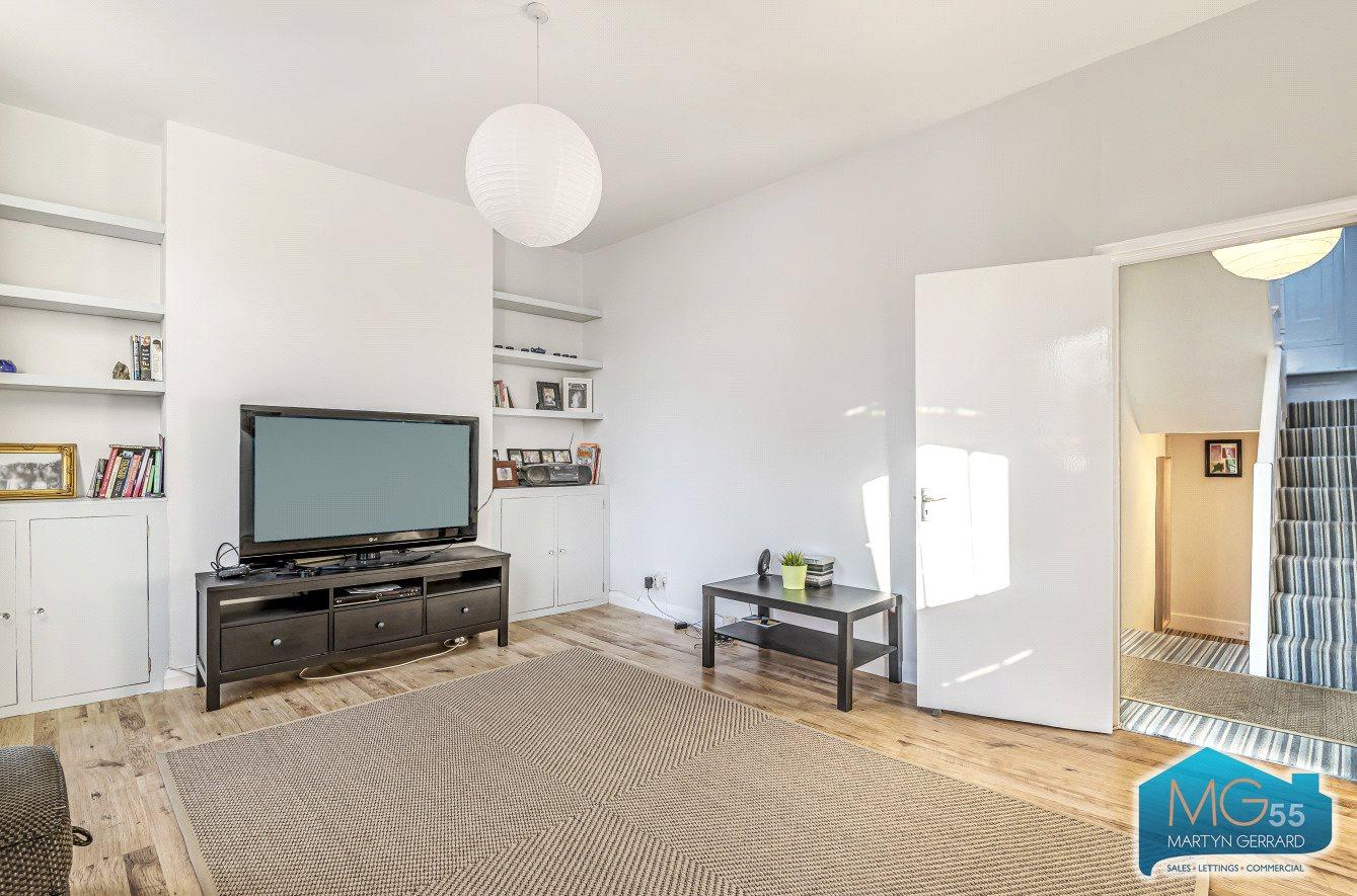 2 bedroom Terraced House to rent - Martyn Gerrard