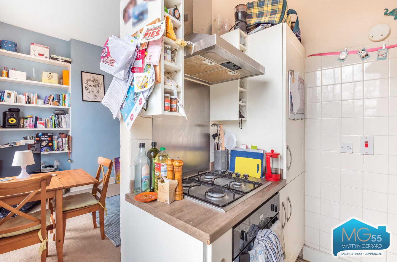1 bedroom Apartment to rent - Martyn Gerrard