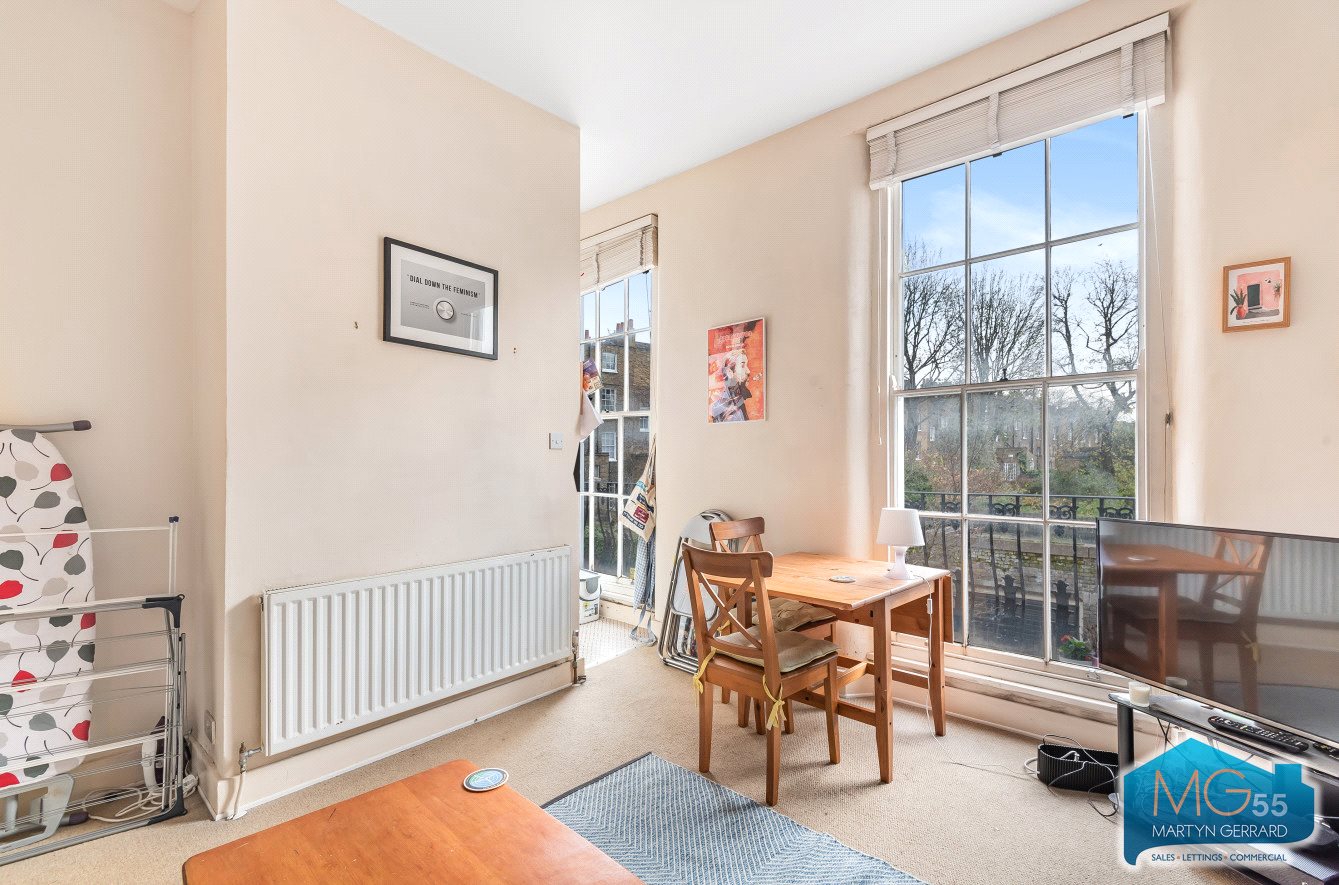 1 bedroom Apartment to rent - Martyn Gerrard