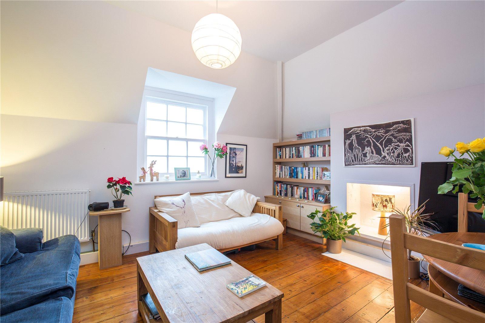 2 bedroom Apartment to rent - Martyn Gerrard