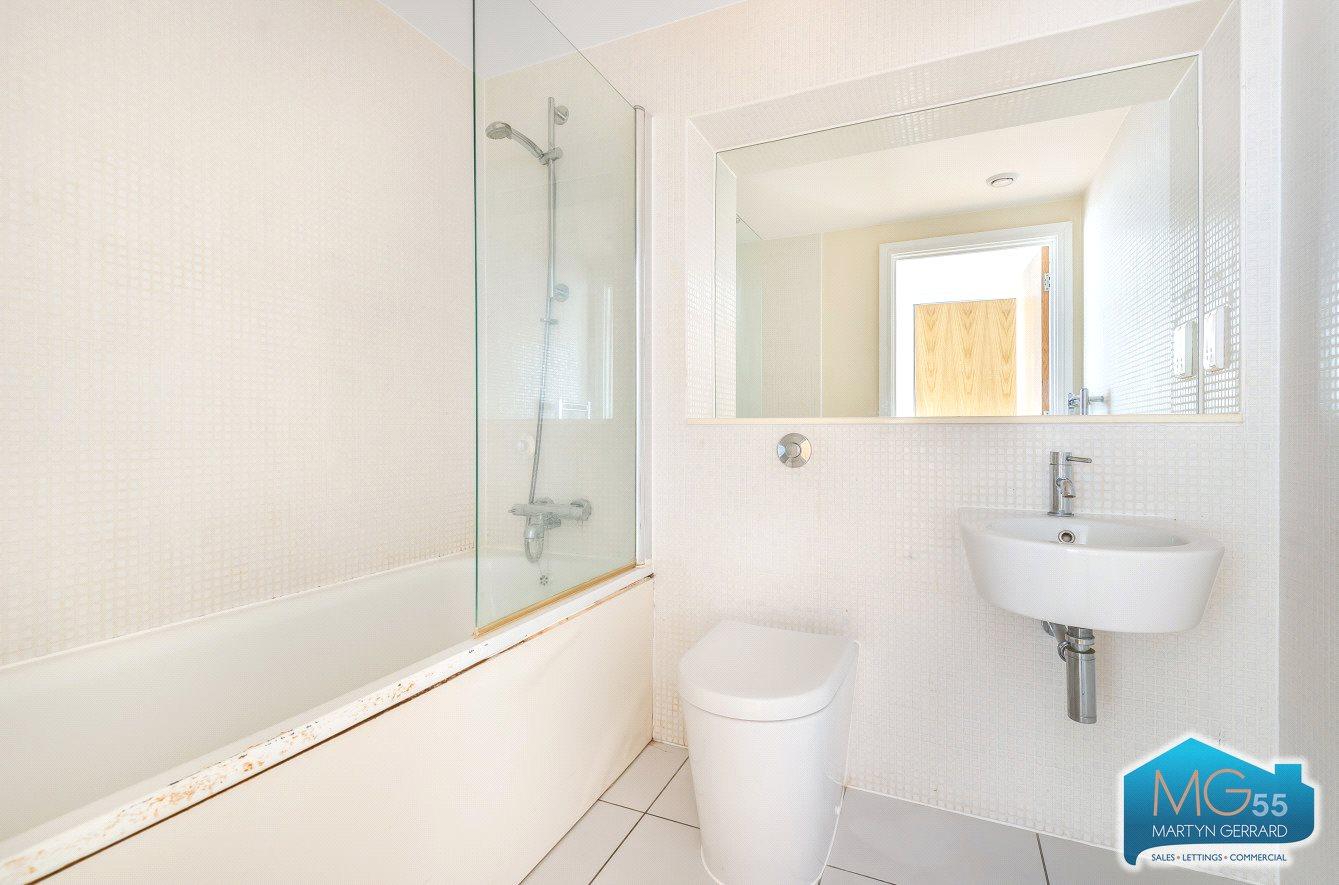 1 bedroom Apartment to rent - Martyn Gerrard