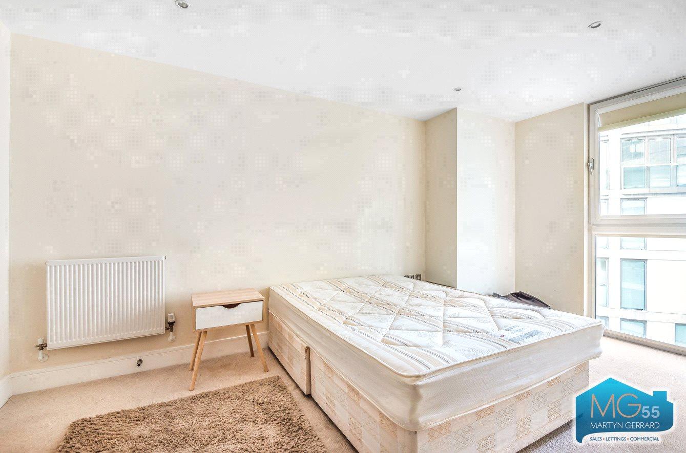 1 bedroom Apartment to rent - Martyn Gerrard
