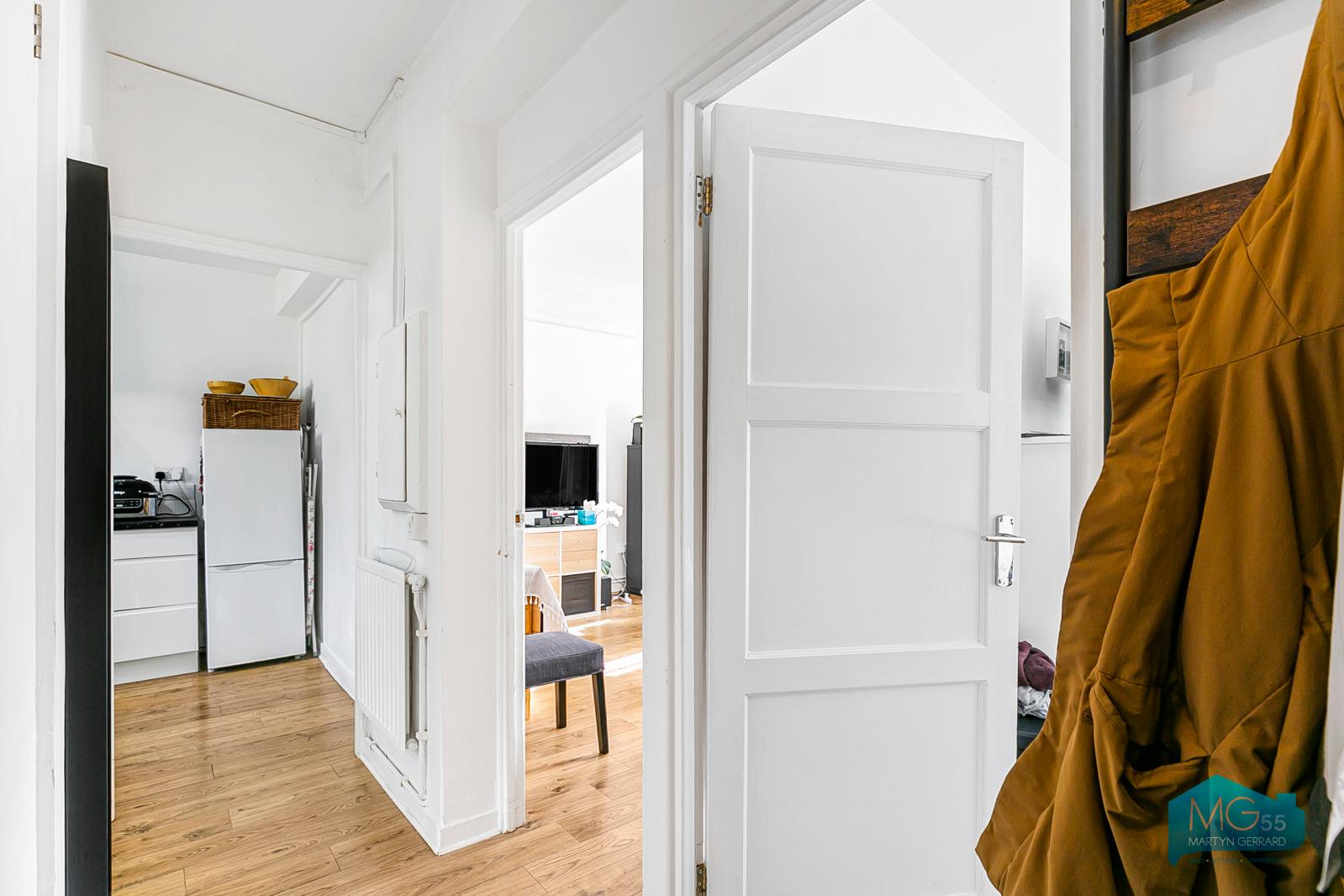 1 bedroom Apartment to rent - Martyn Gerrard
