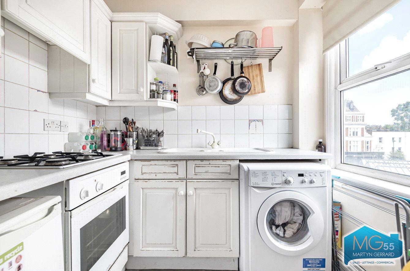 1 bedroom Apartment to rent - Martyn Gerrard