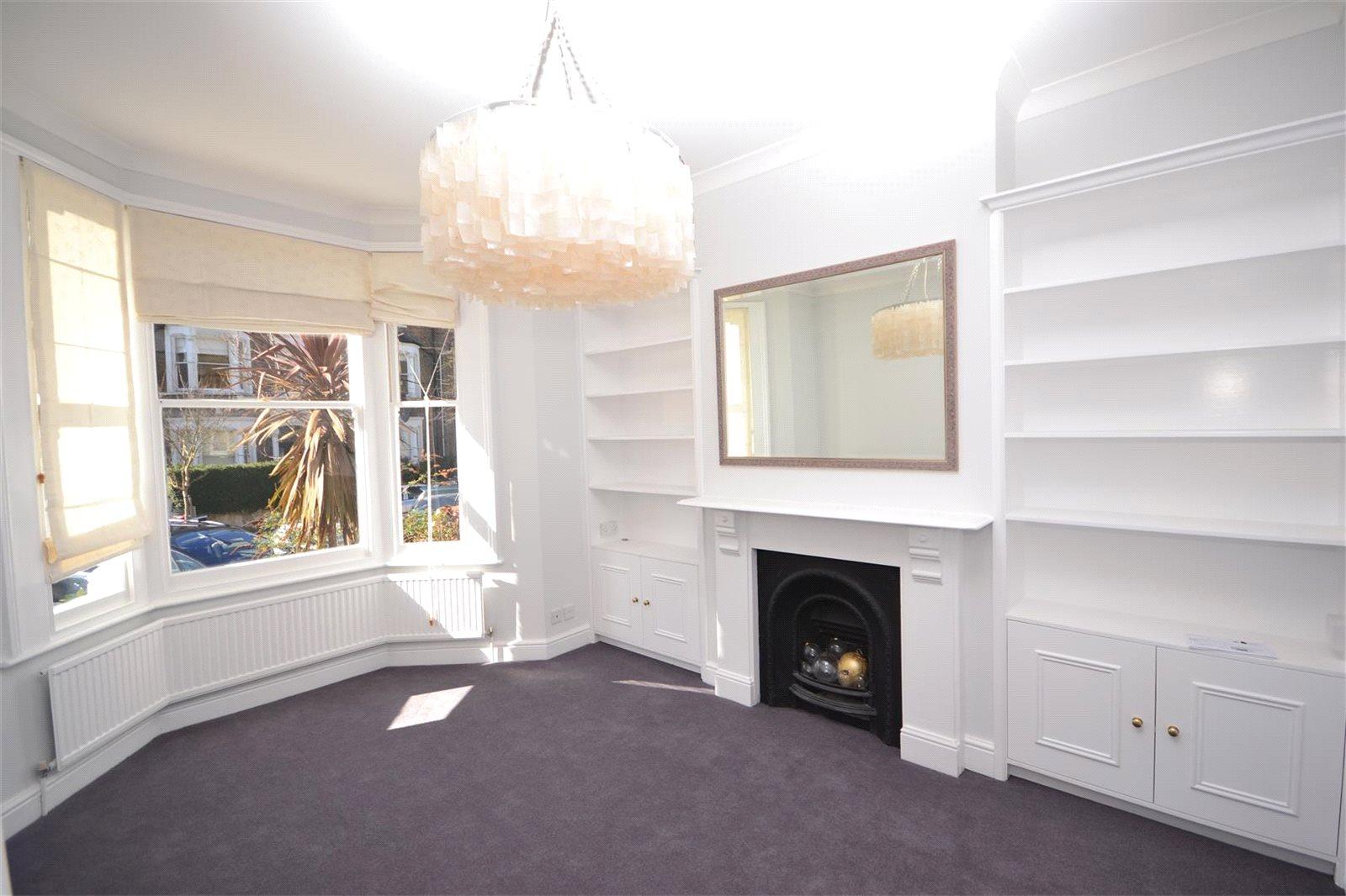 1 bedroom Apartment to rent - Martyn Gerrard