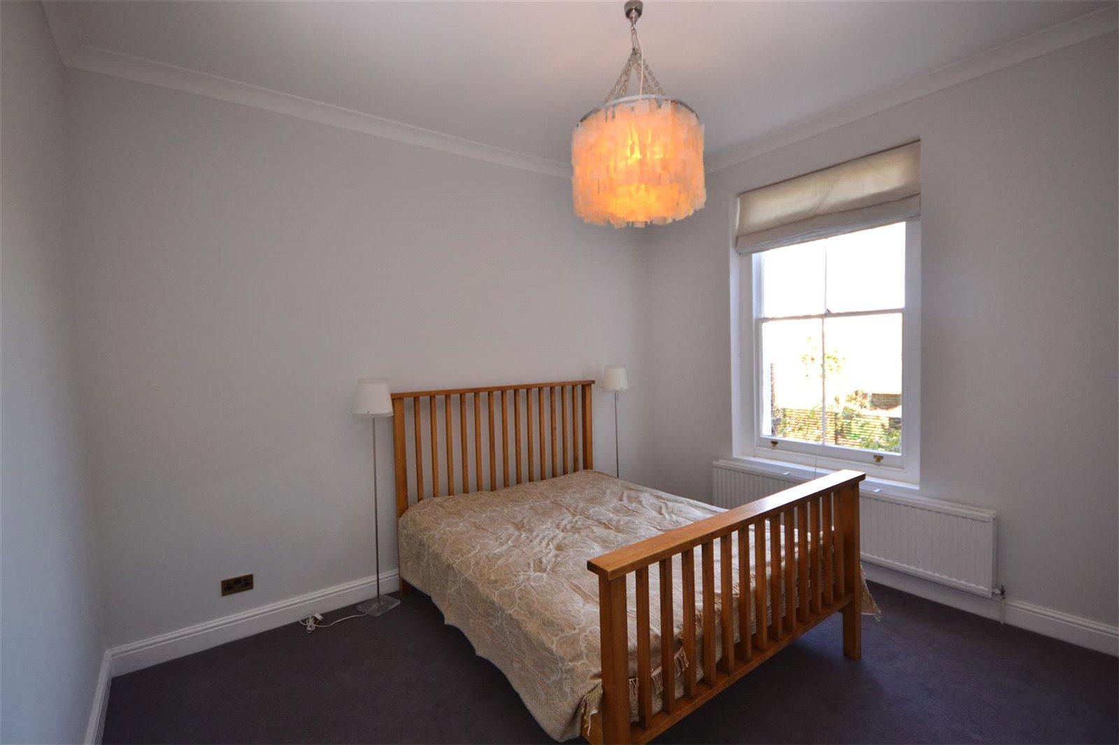 1 bedroom Apartment to rent - Martyn Gerrard