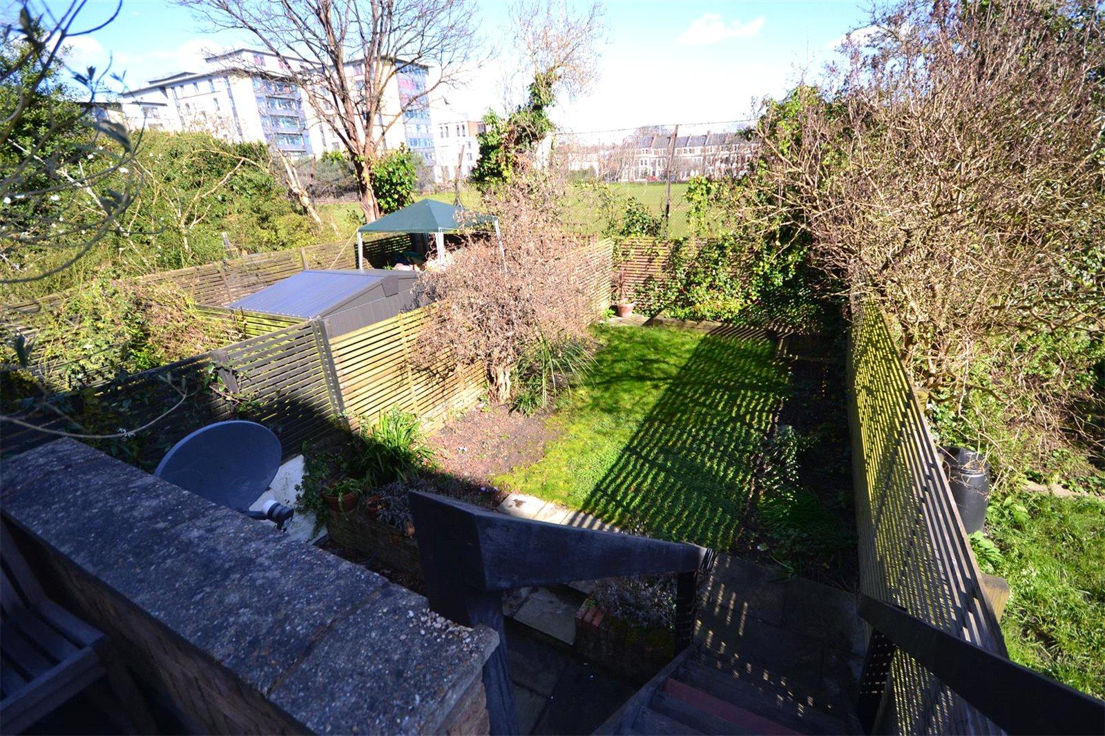 1 bedroom Apartment to rent - Martyn Gerrard