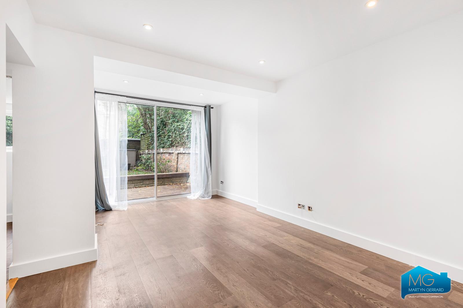 1 bedroom Apartment to rent - Martyn Gerrard