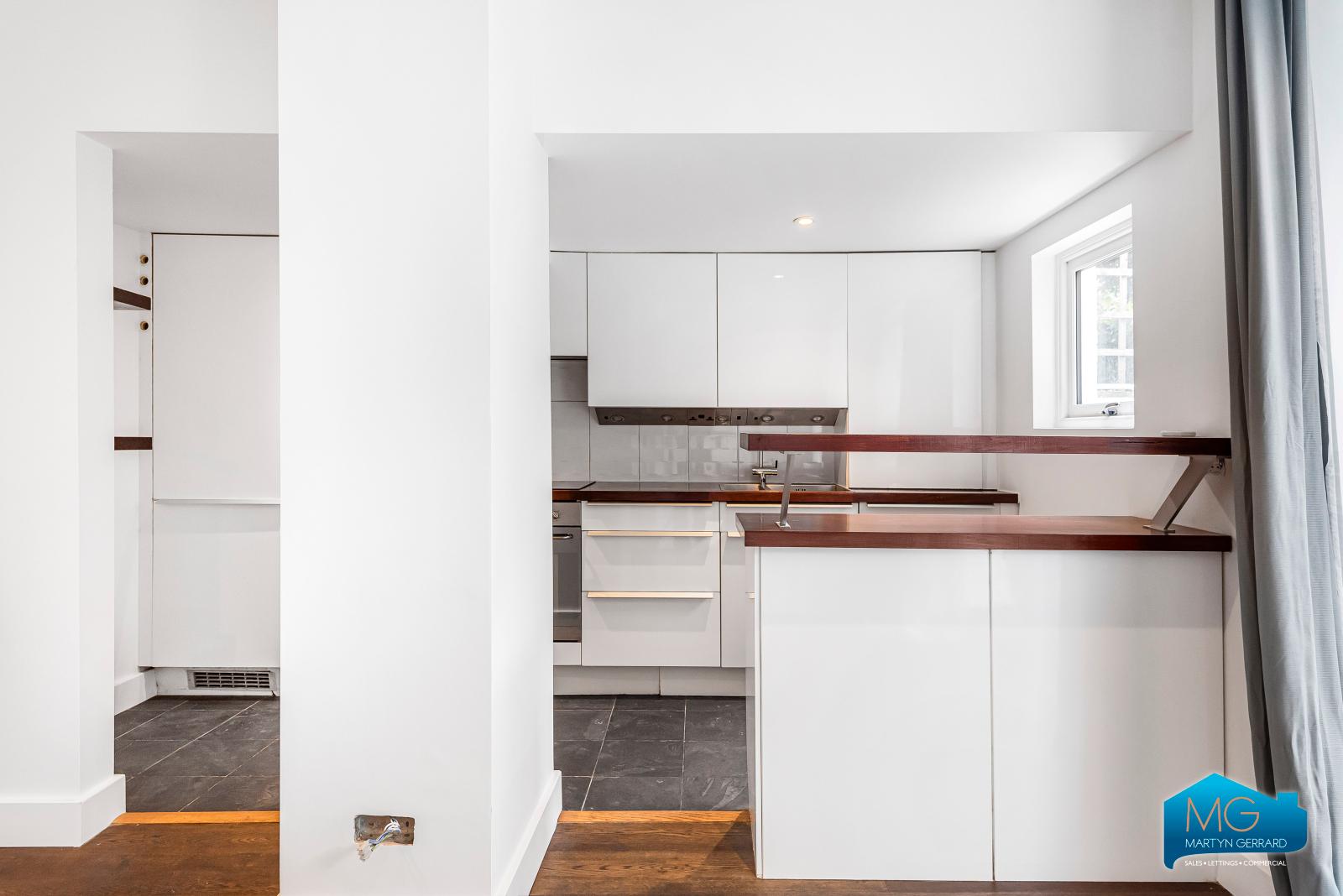 1 bedroom Apartment to rent - Martyn Gerrard