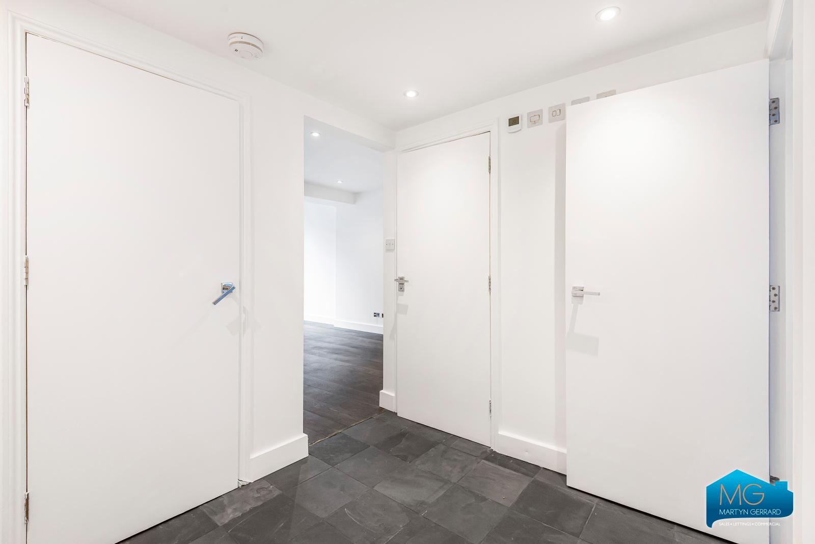 1 bedroom Apartment to rent - Martyn Gerrard