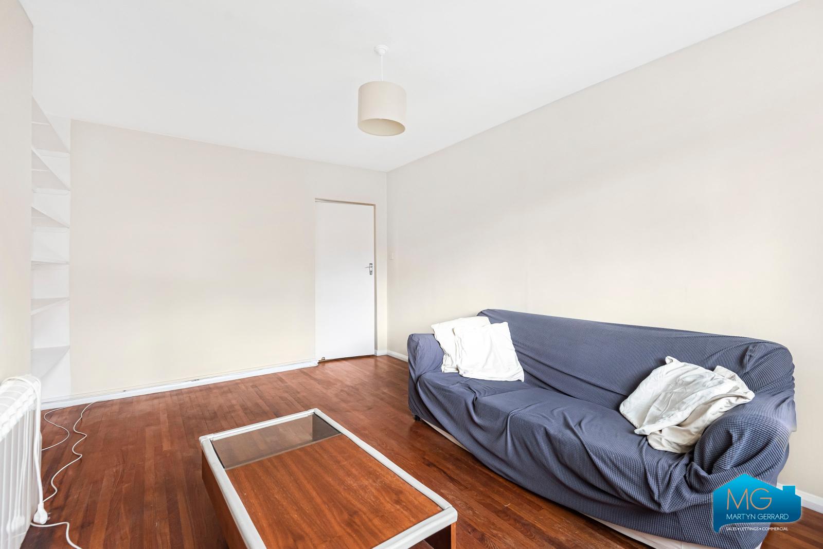 2 bedroom Apartment to rent - Martyn Gerrard