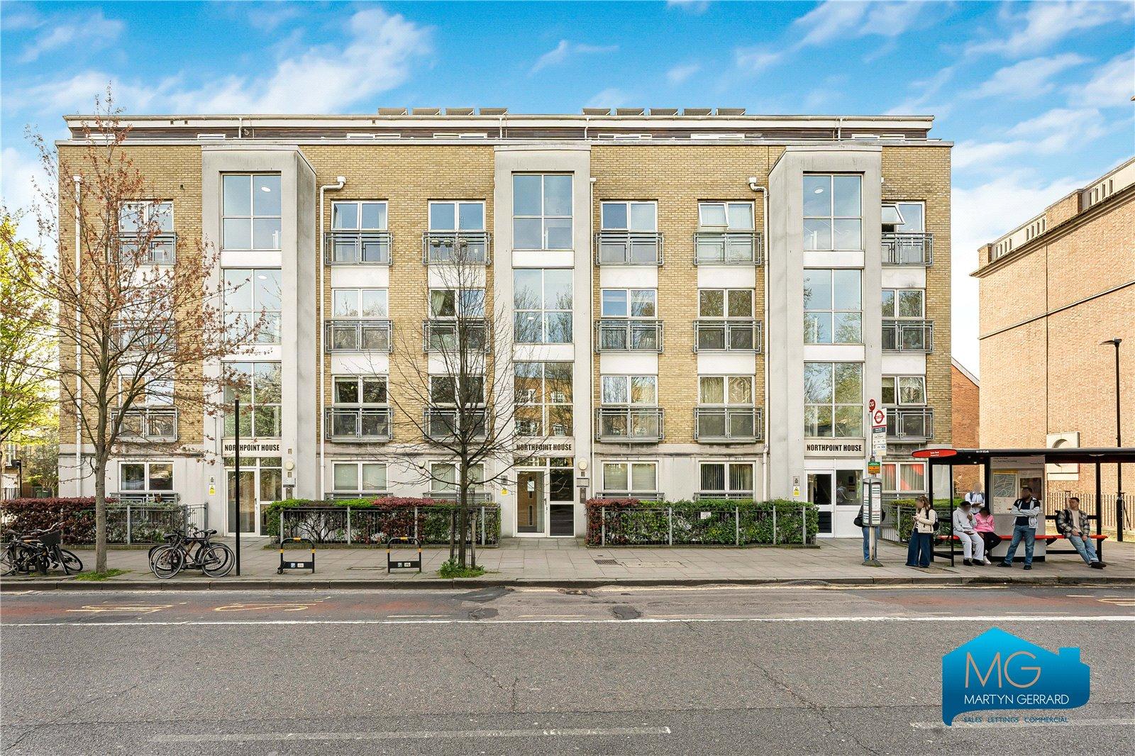 2 bedroom Apartment to rent - Martyn Gerrard