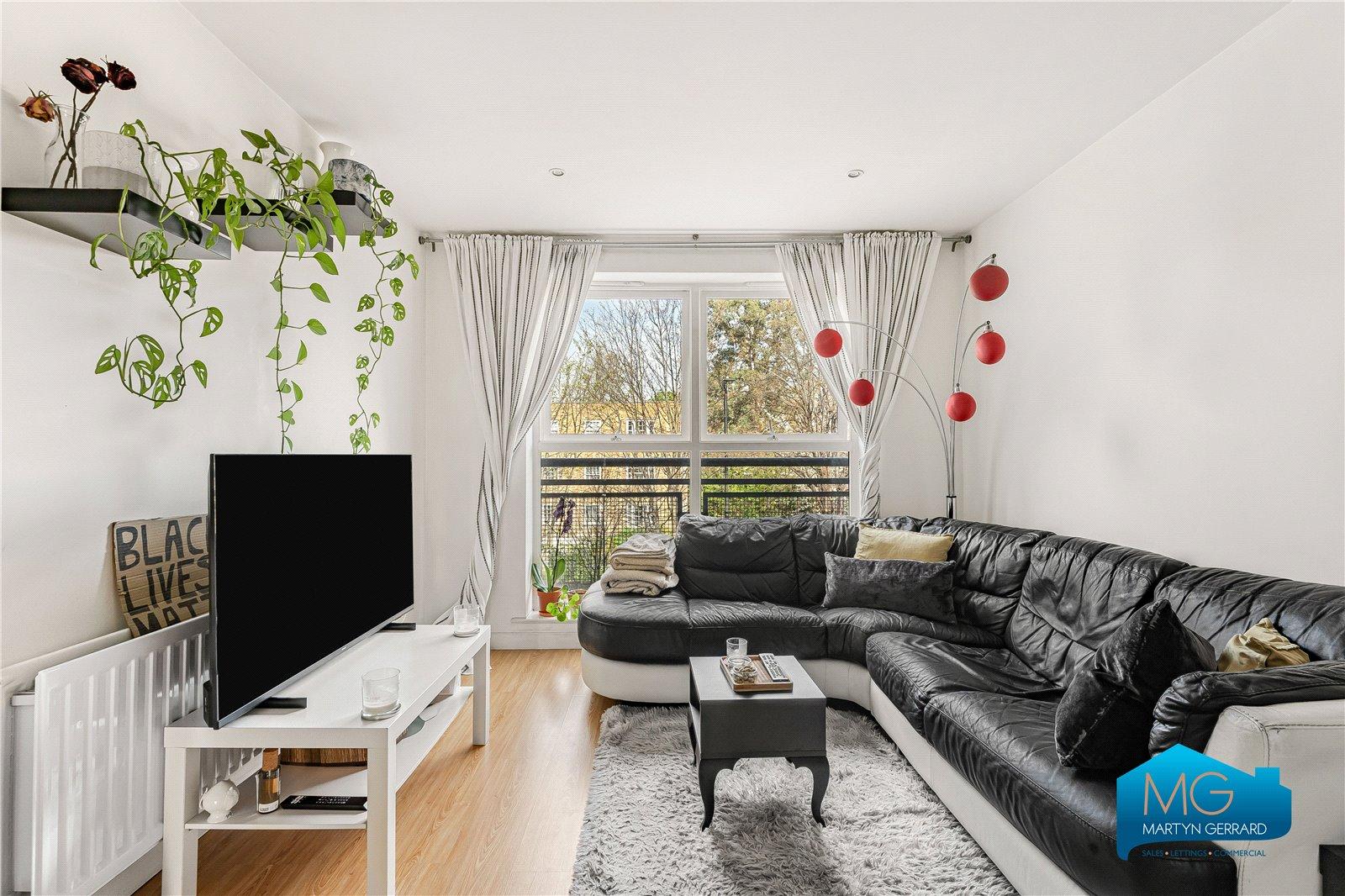 2 bedroom Apartment to rent - Martyn Gerrard