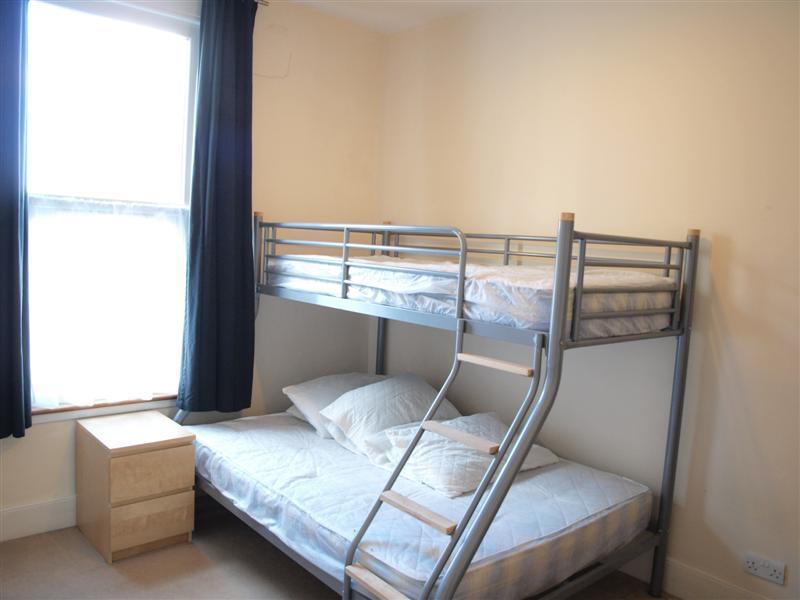 5 bedroom Terraced House to rent - Martyn Gerrard