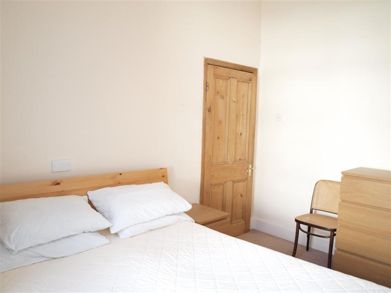 5 bedroom Terraced House to rent - Martyn Gerrard
