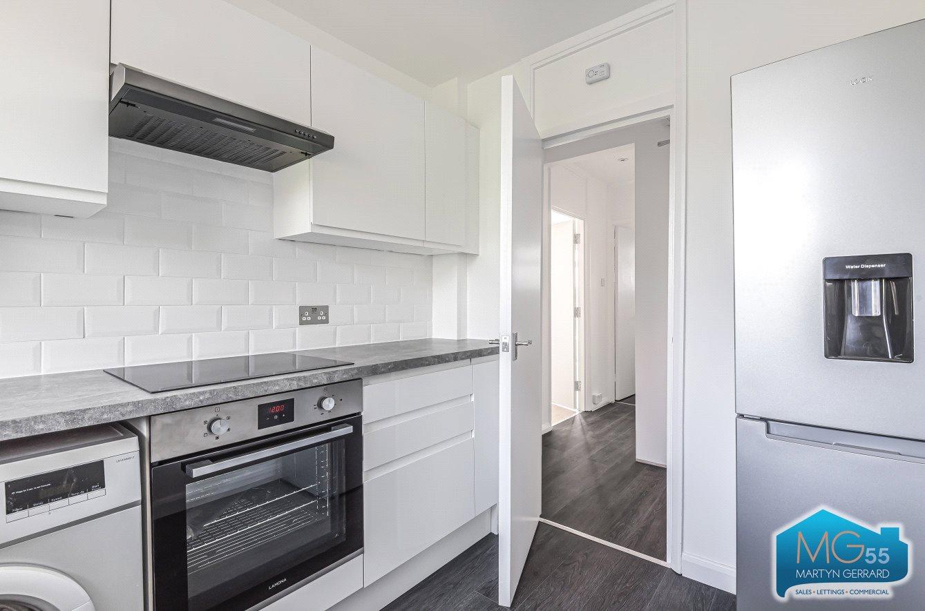 1 bedroom Apartment to rent - Martyn Gerrard