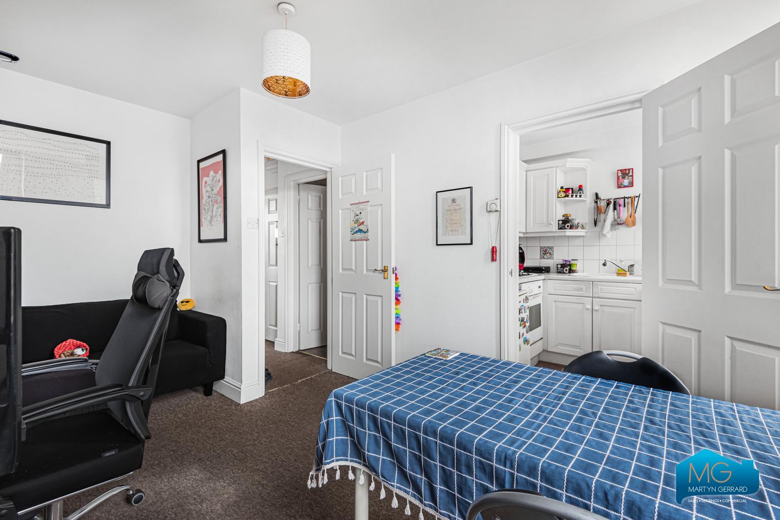 1 bedroom Terraced House to rent - Martyn Gerrard