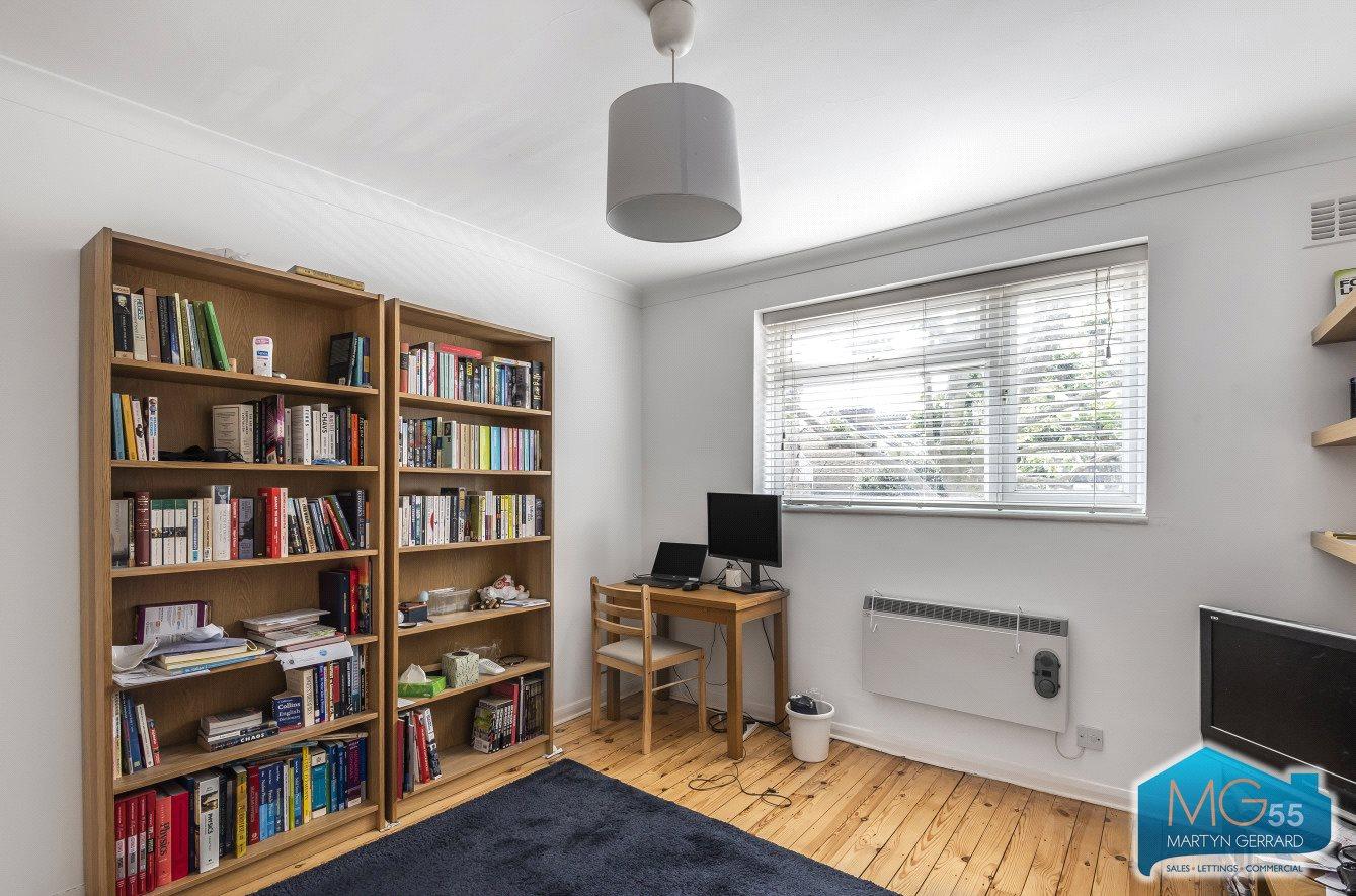 1 bedroom Apartment to rent - Martyn Gerrard