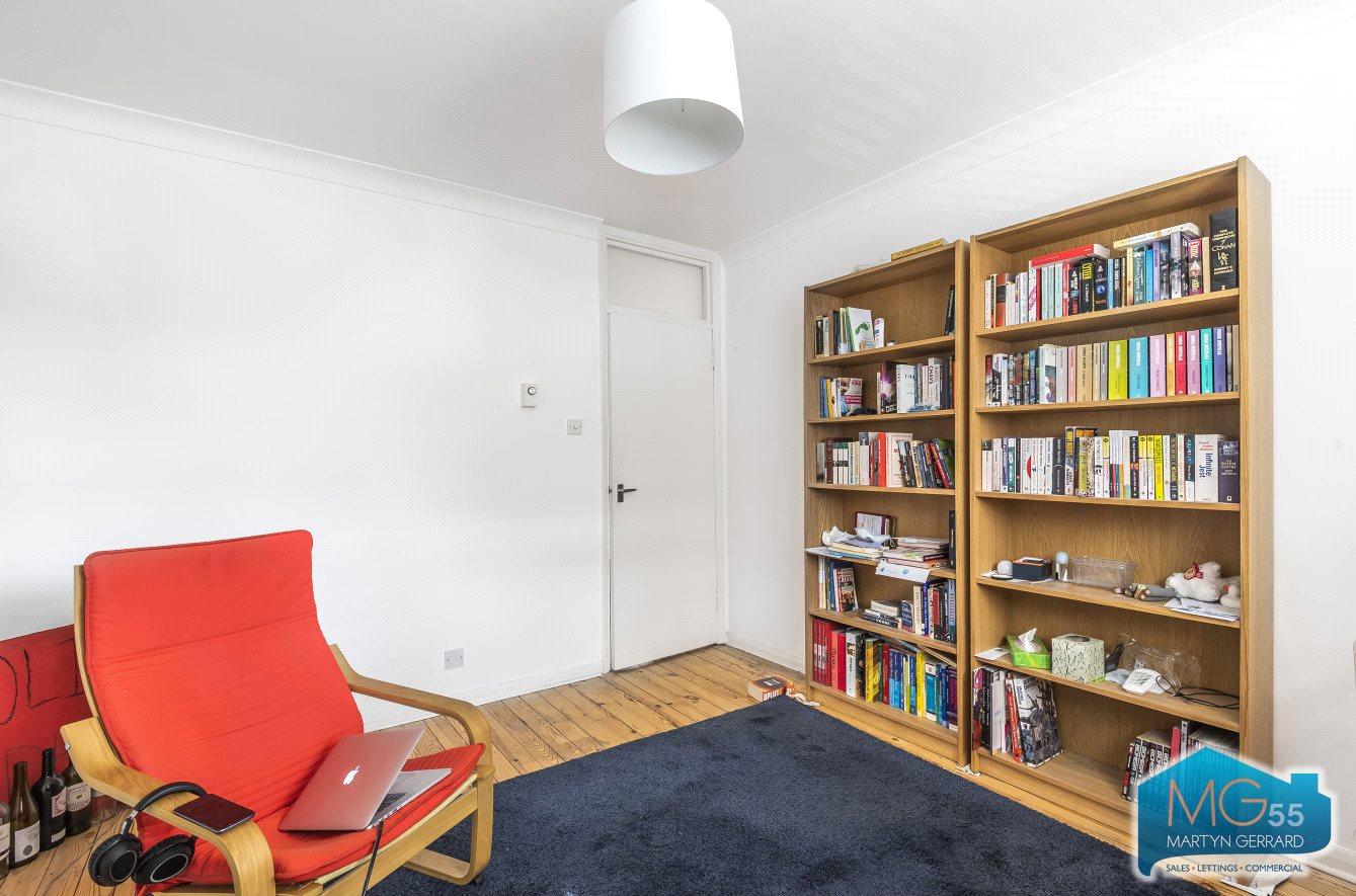 1 bedroom Apartment to rent - Martyn Gerrard