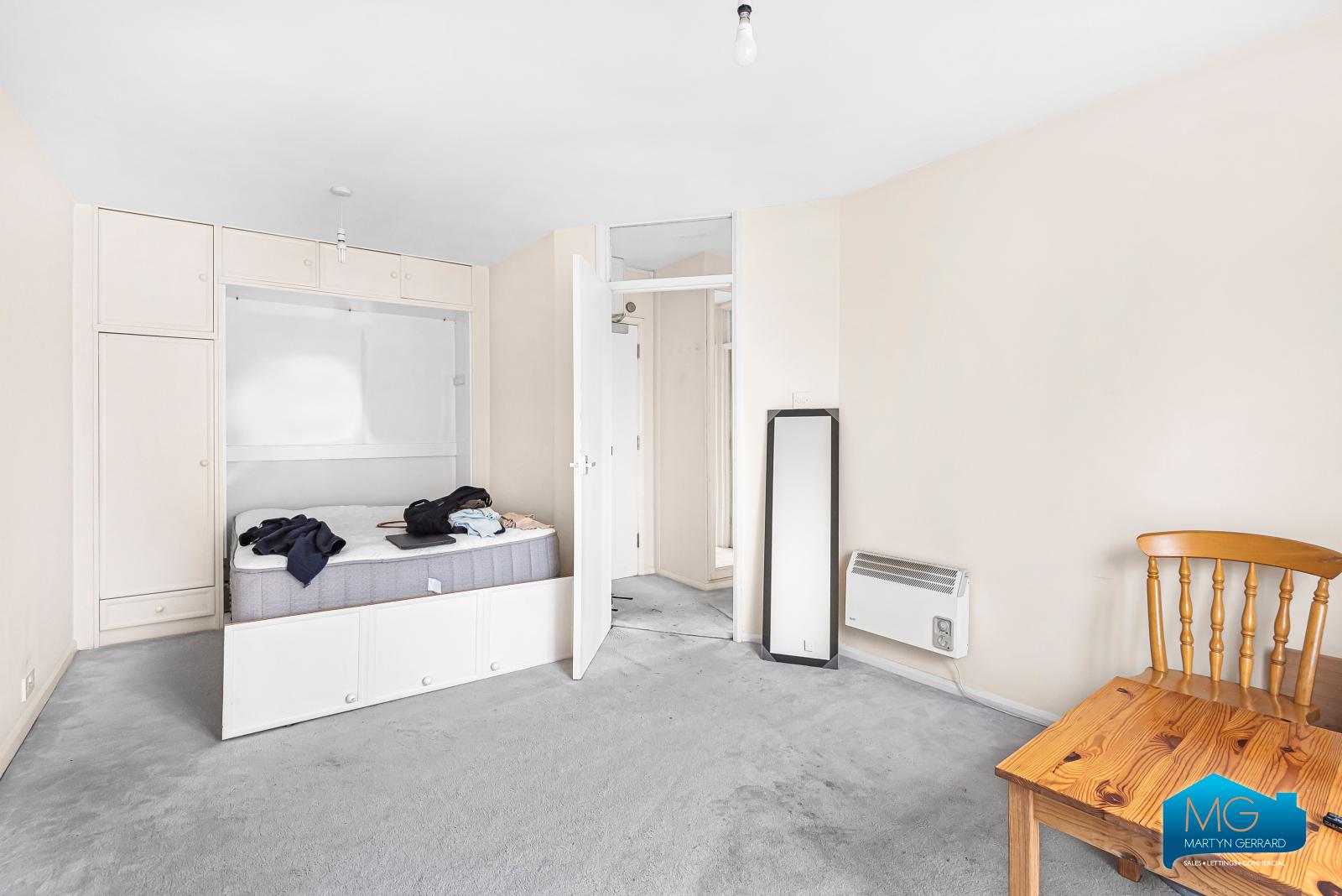 Apartment to rent - Martyn Gerrard
