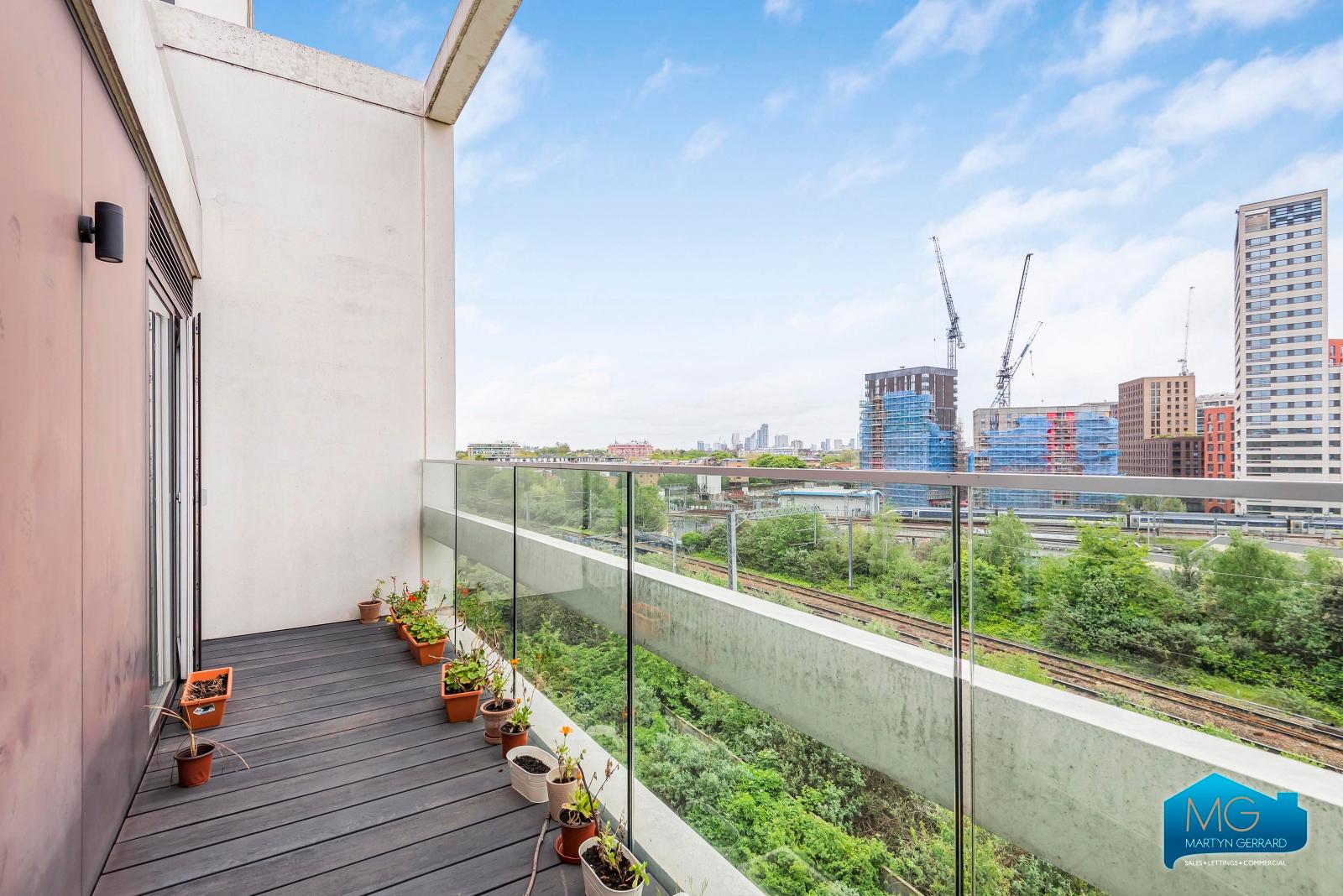 1 bedroom Apartment to rent - Martyn Gerrard