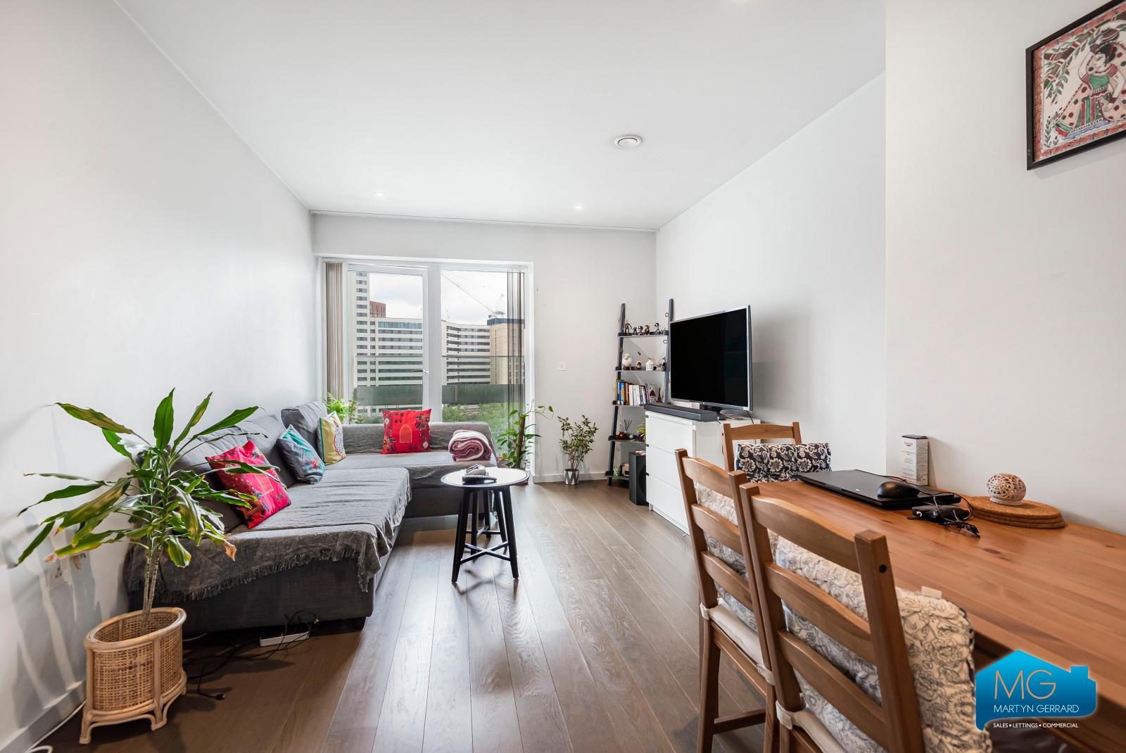 1 bedroom Apartment to rent - Martyn Gerrard