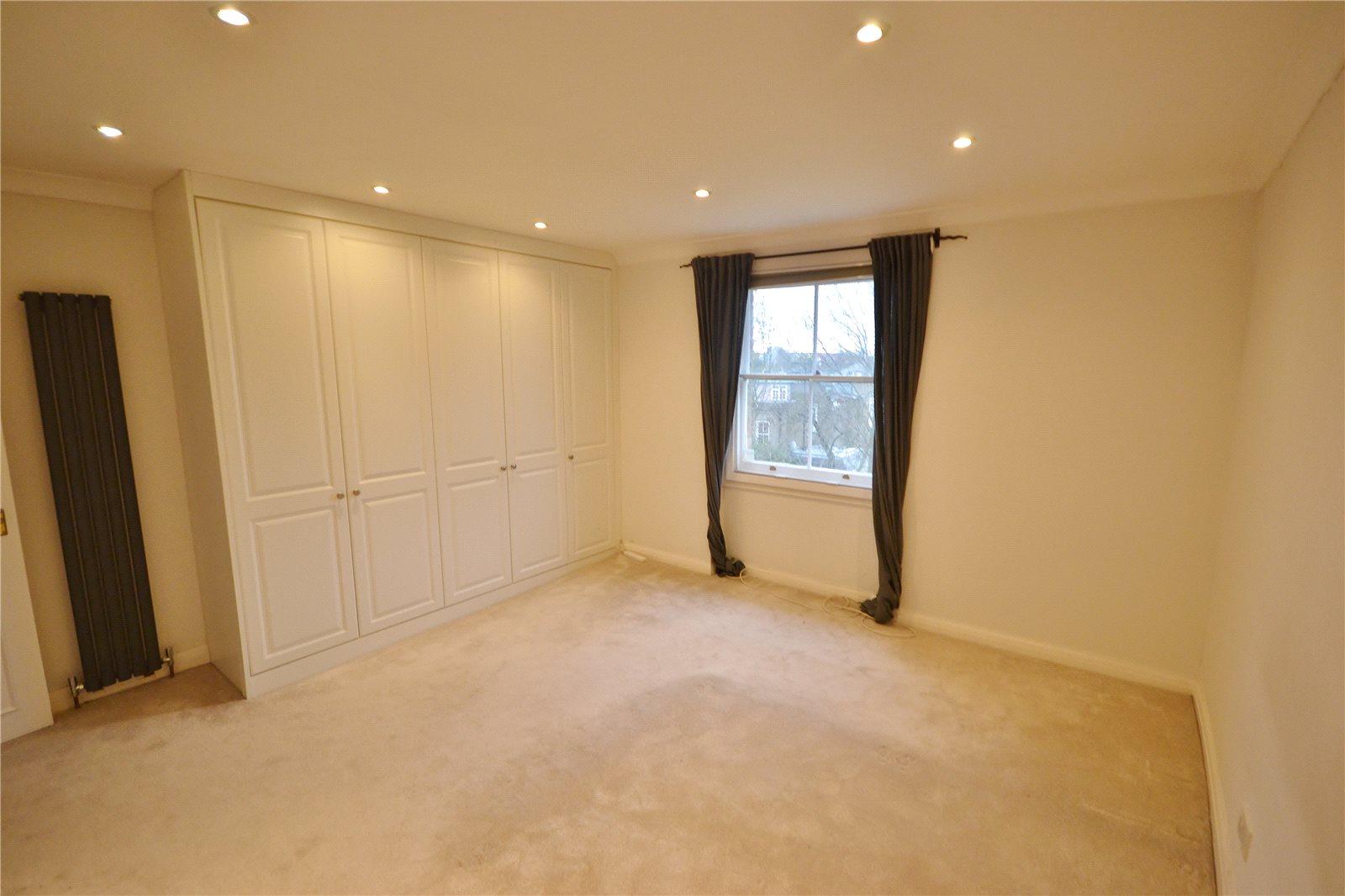 1 bedroom Apartment for sale - Martyn Gerrard