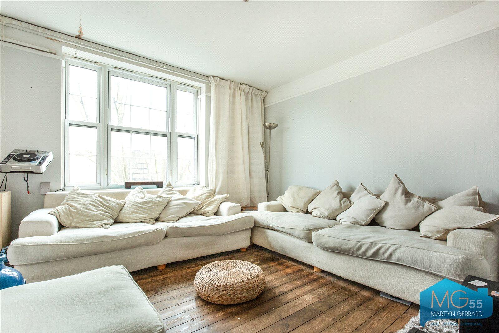 3 bedroom Apartment for sale + ' - Martyn Gerrard
