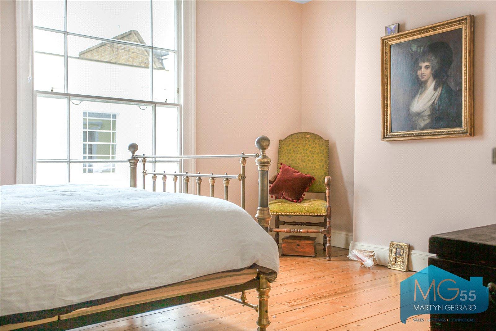 2 bedroom House for sale - Martyn Gerrard