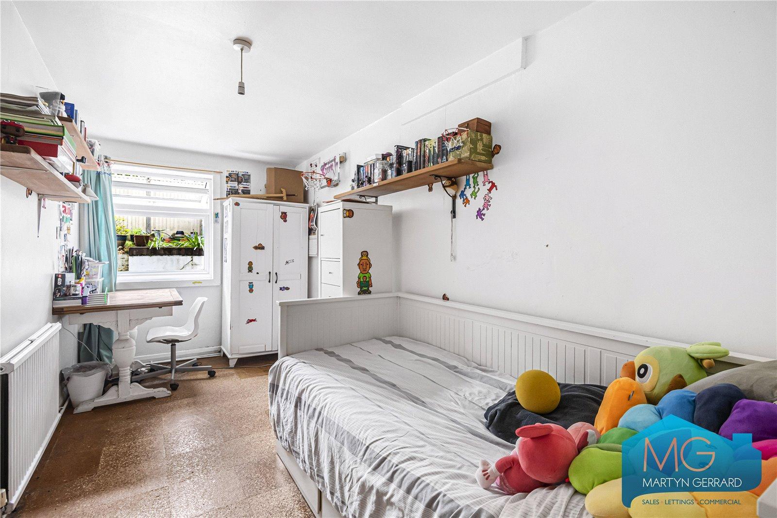 2 bedroom Ground Floor Flat for sale - Martyn Gerrard