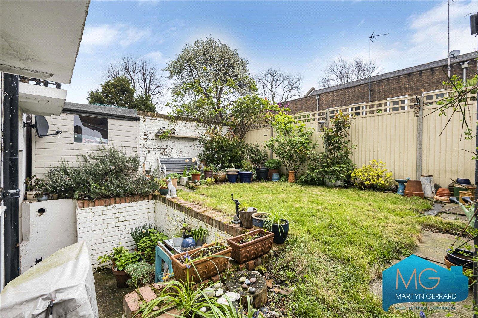 2 bedroom Ground Floor Flat for sale - Martyn Gerrard