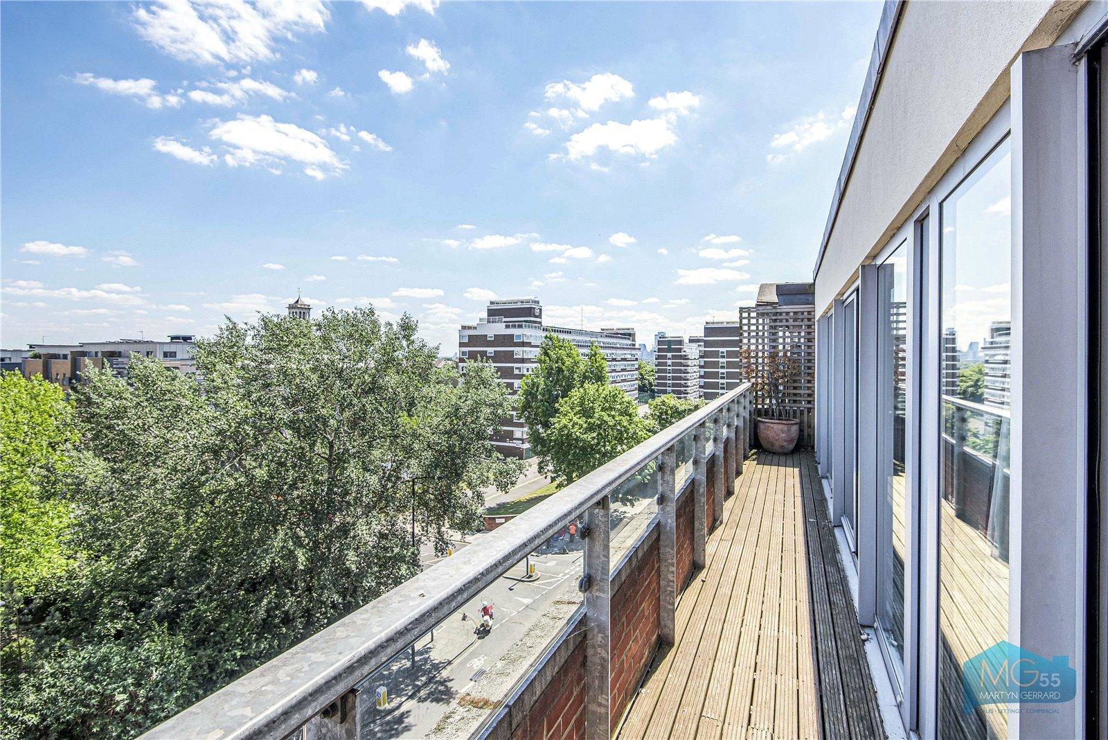 3 bedroom Apartment to rent - Martyn Gerrard
