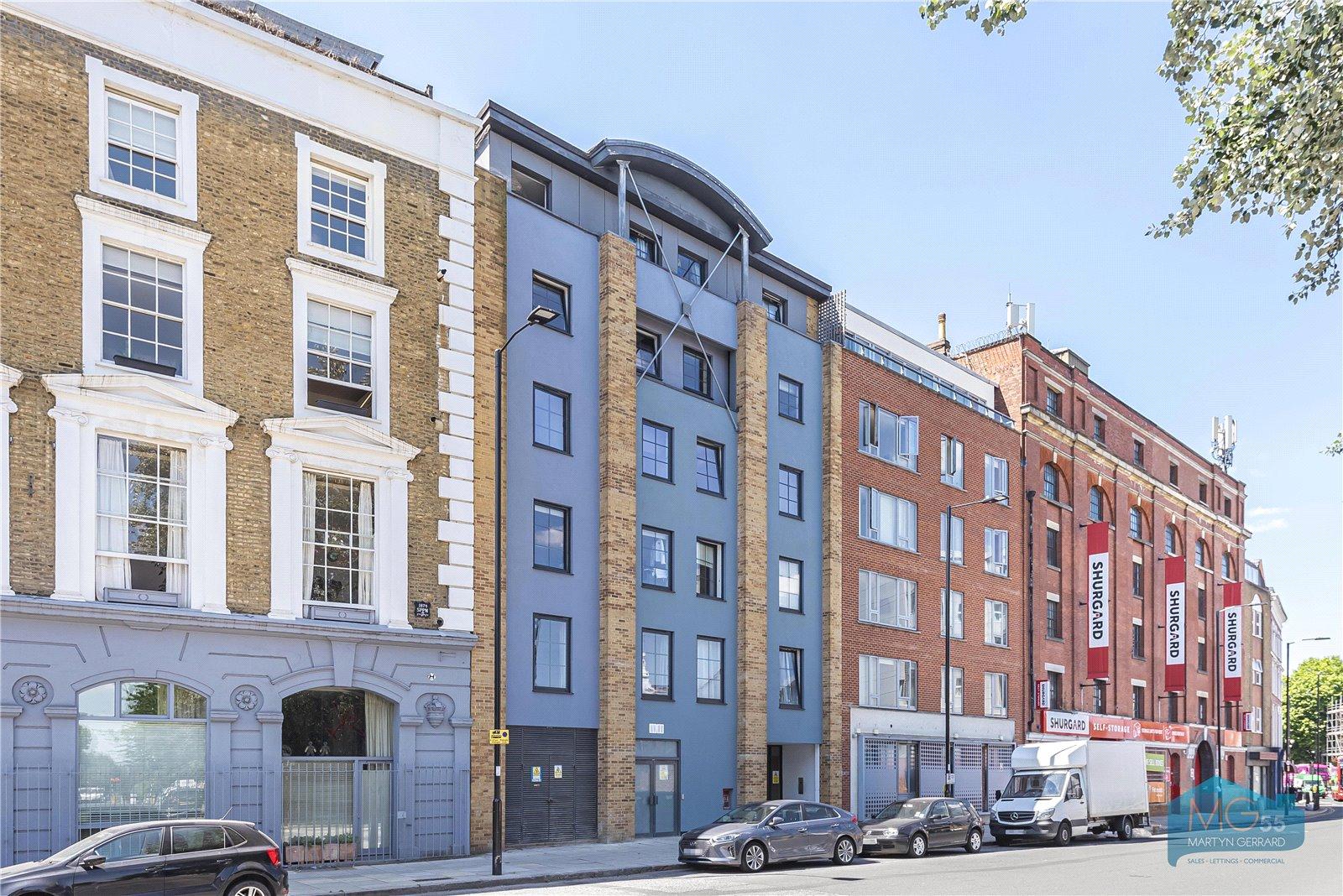 3 bedroom Apartment to rent - Martyn Gerrard