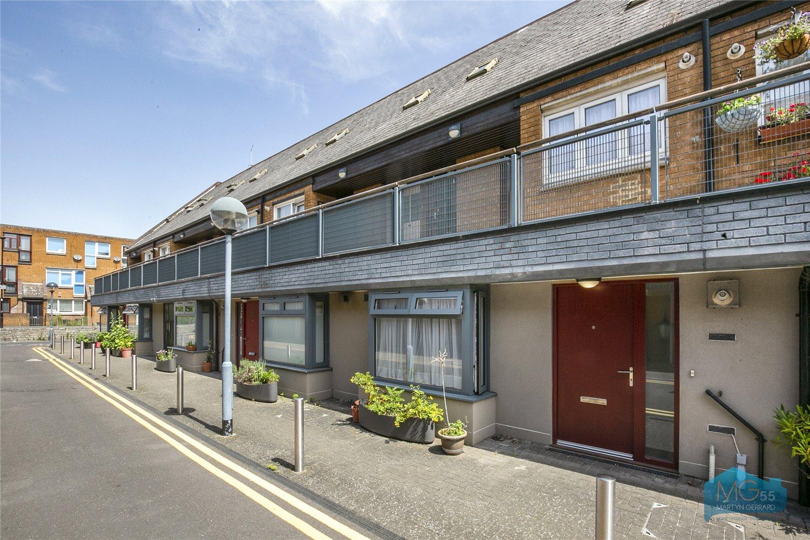 1 bedroom Ground Floor Flat to rent - Martyn Gerrard