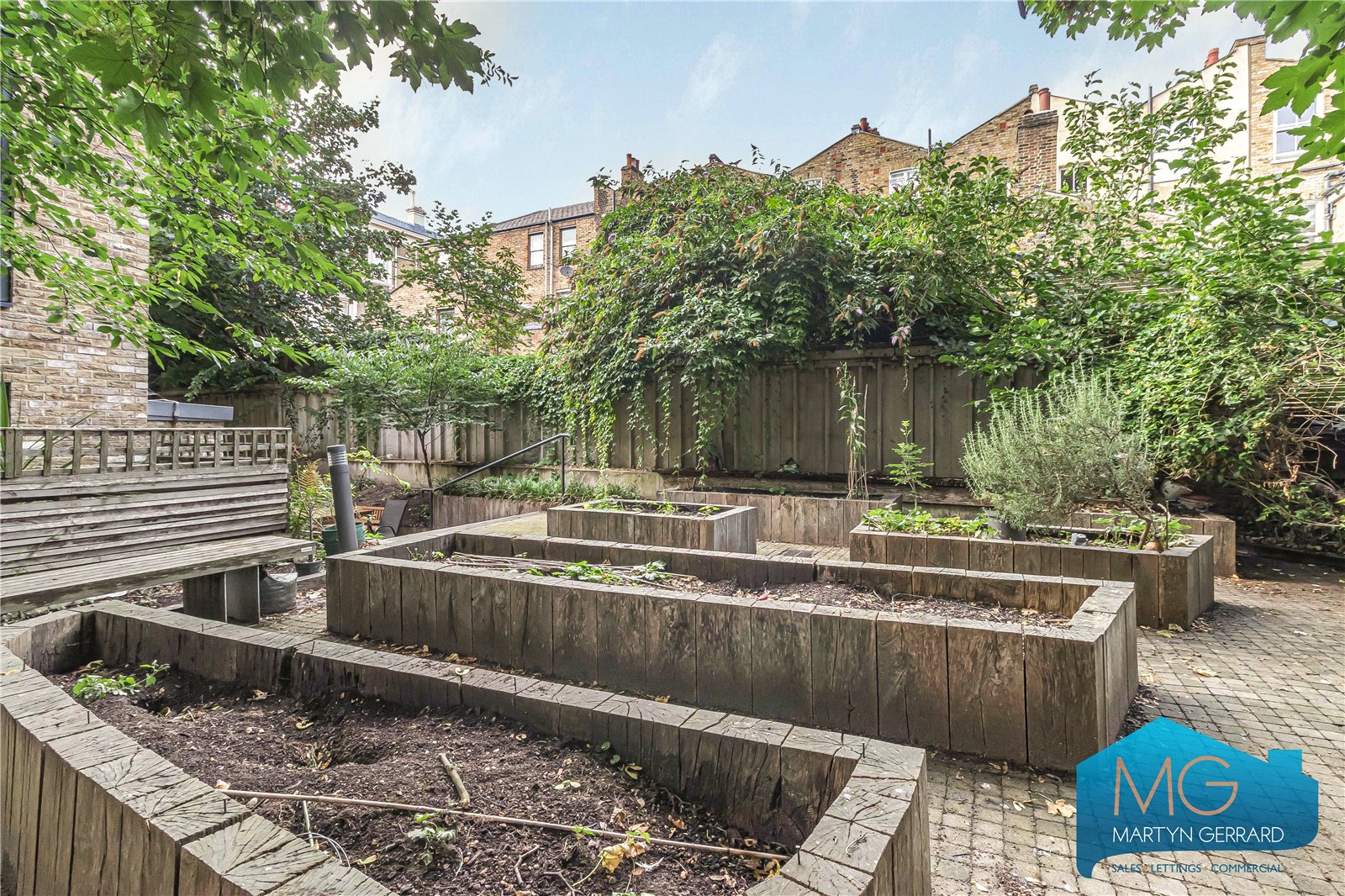 1 bedroom Apartment for sale - Martyn Gerrard