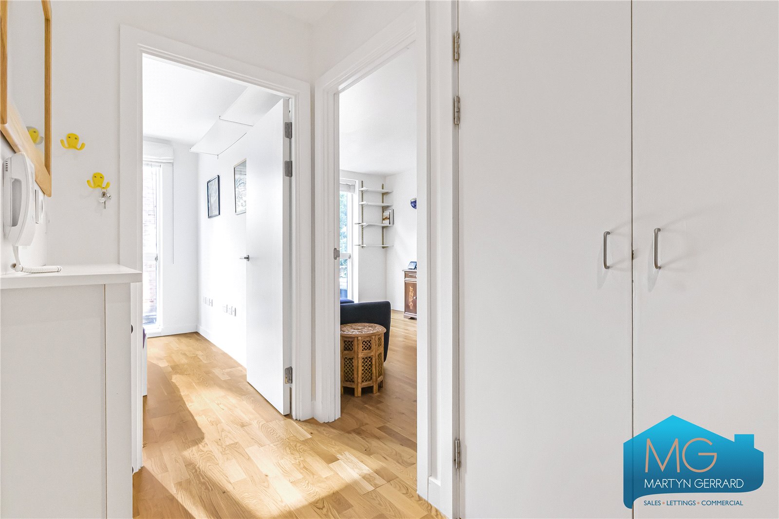 1 bedroom Apartment for sale - Martyn Gerrard