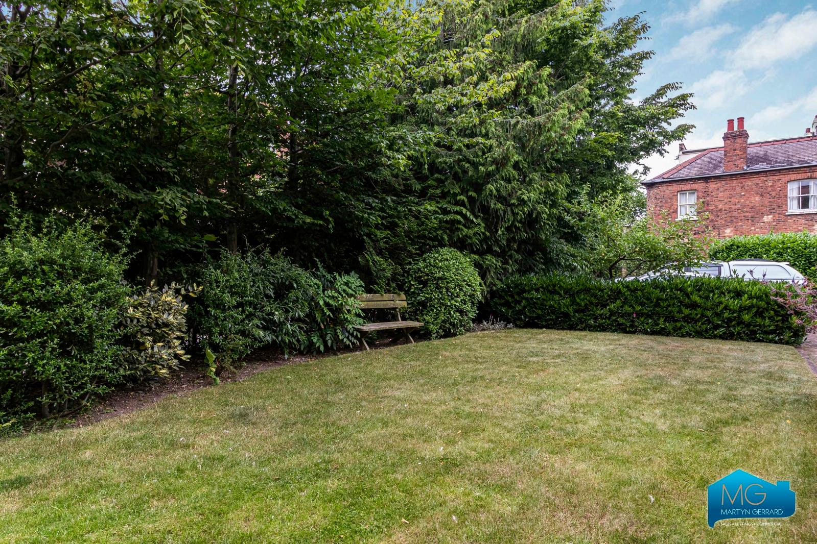 4 bedroom Terraced House to rent - Martyn Gerrard