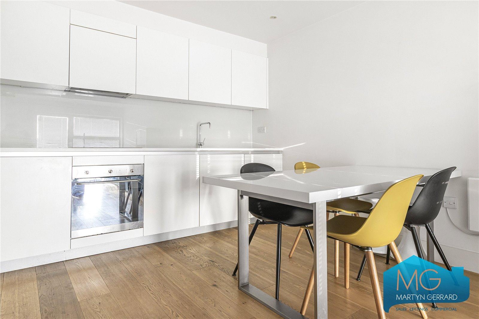 1 bedroom Apartment for sale - Martyn Gerrard