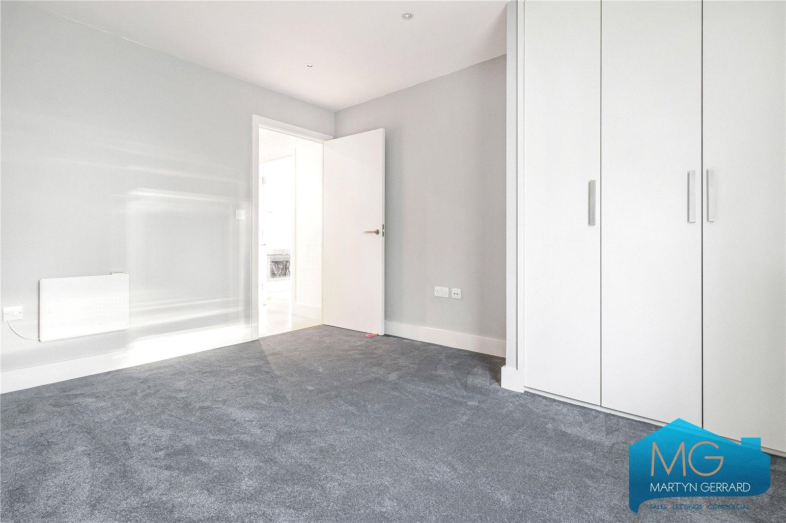 1 bedroom Apartment for sale - Martyn Gerrard