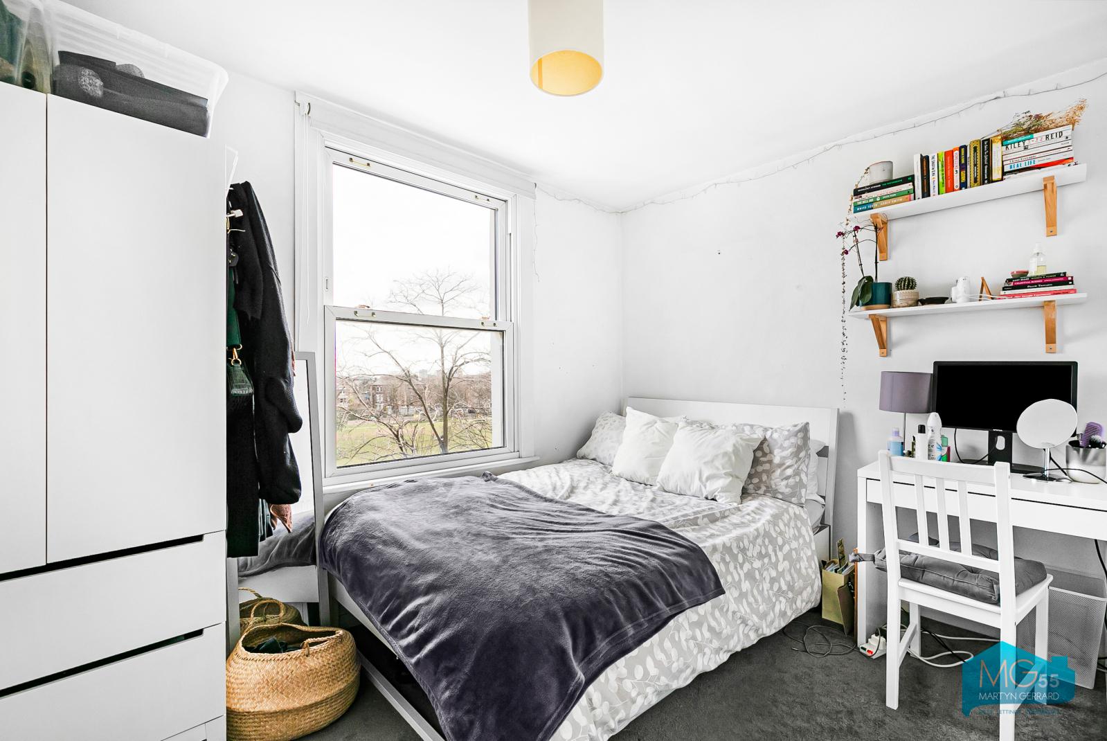 3 bedroom Apartment to rent - Martyn Gerrard