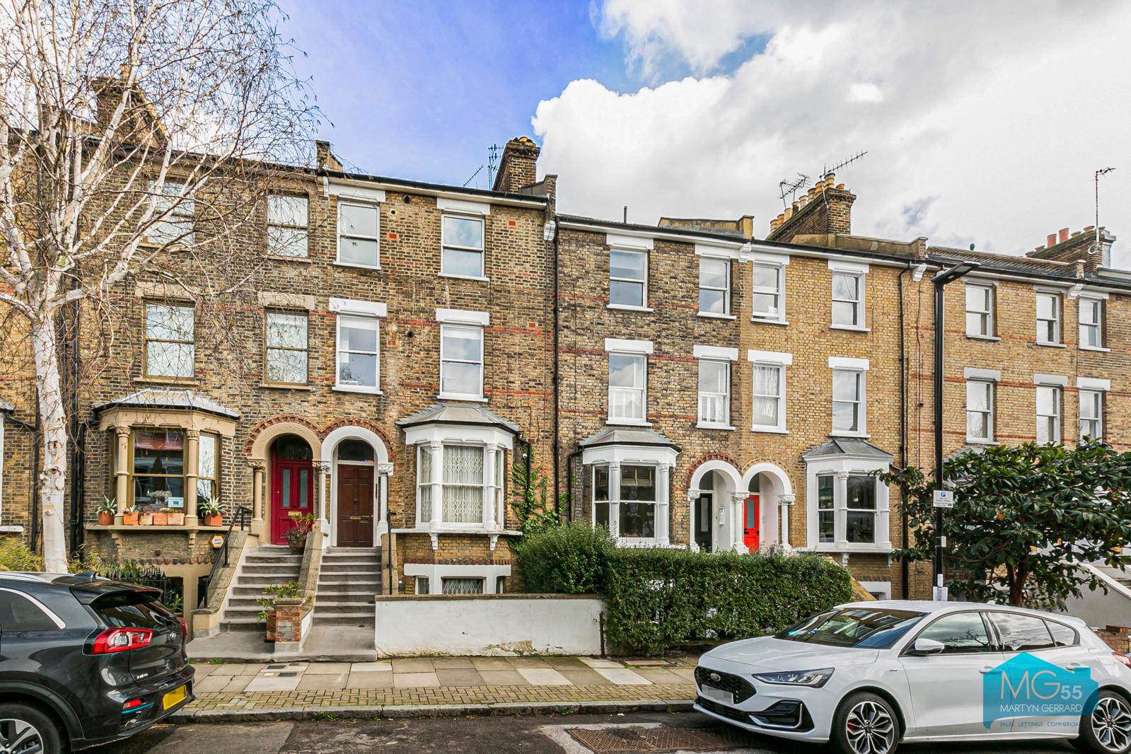 3 bedroom Apartment to rent - Martyn Gerrard