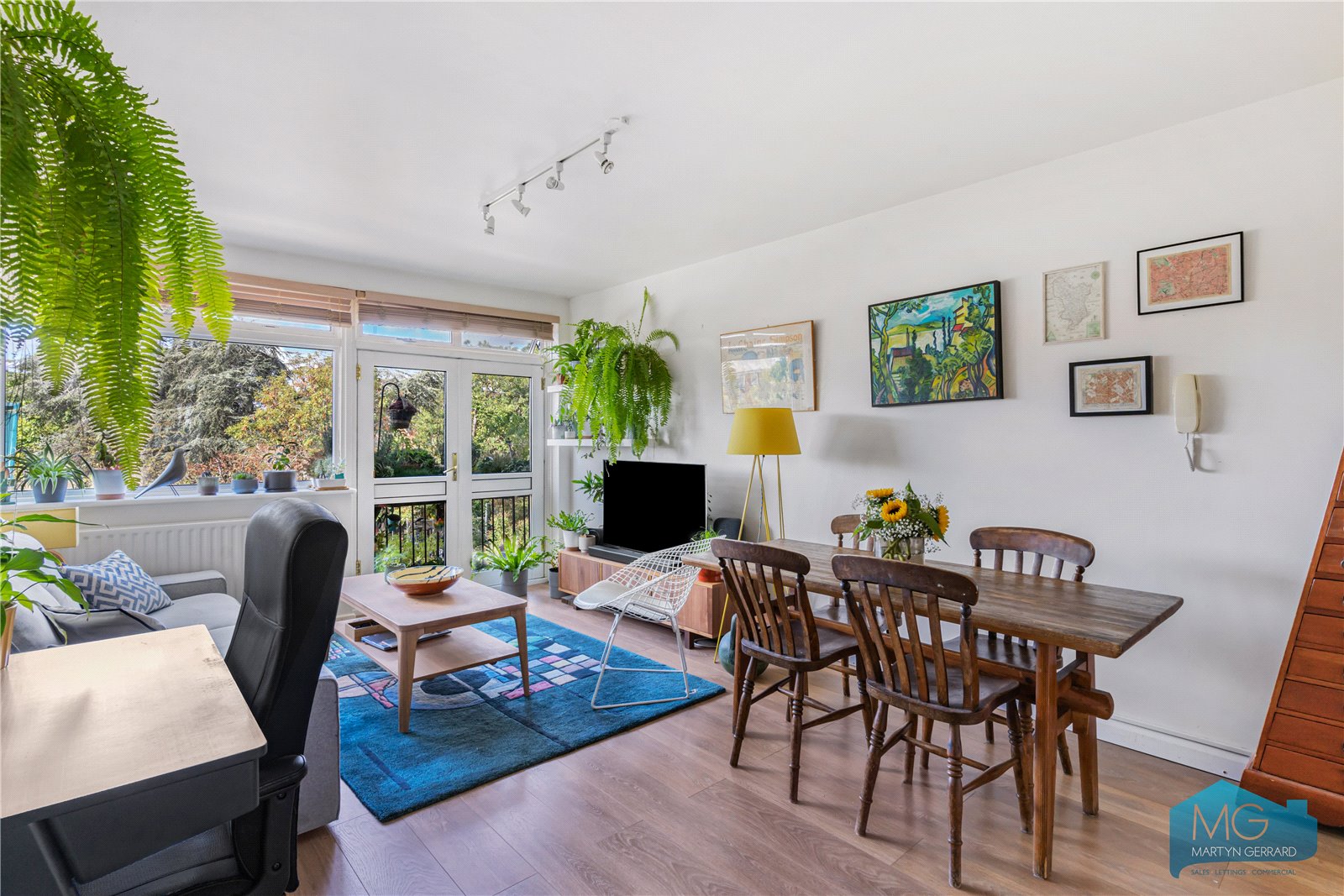 Highgate Road, Kentish Town, London, NW5+  - Martyn Gerrard