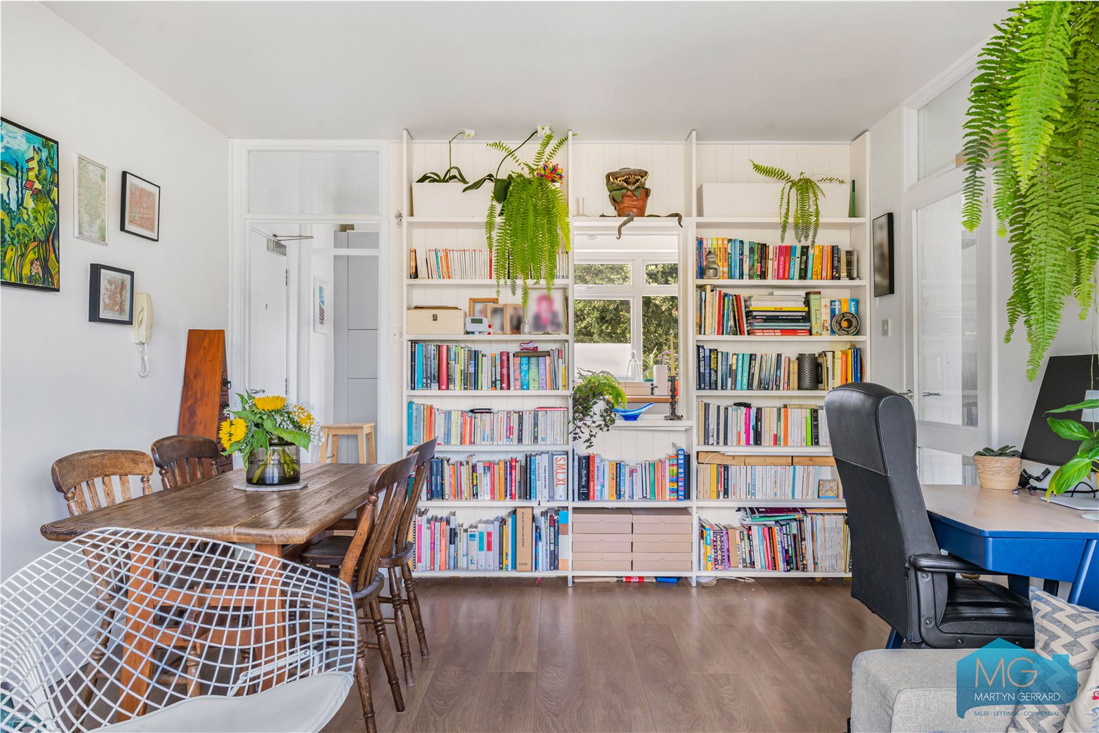 2 bedroom Apartment for sale - Martyn Gerrard