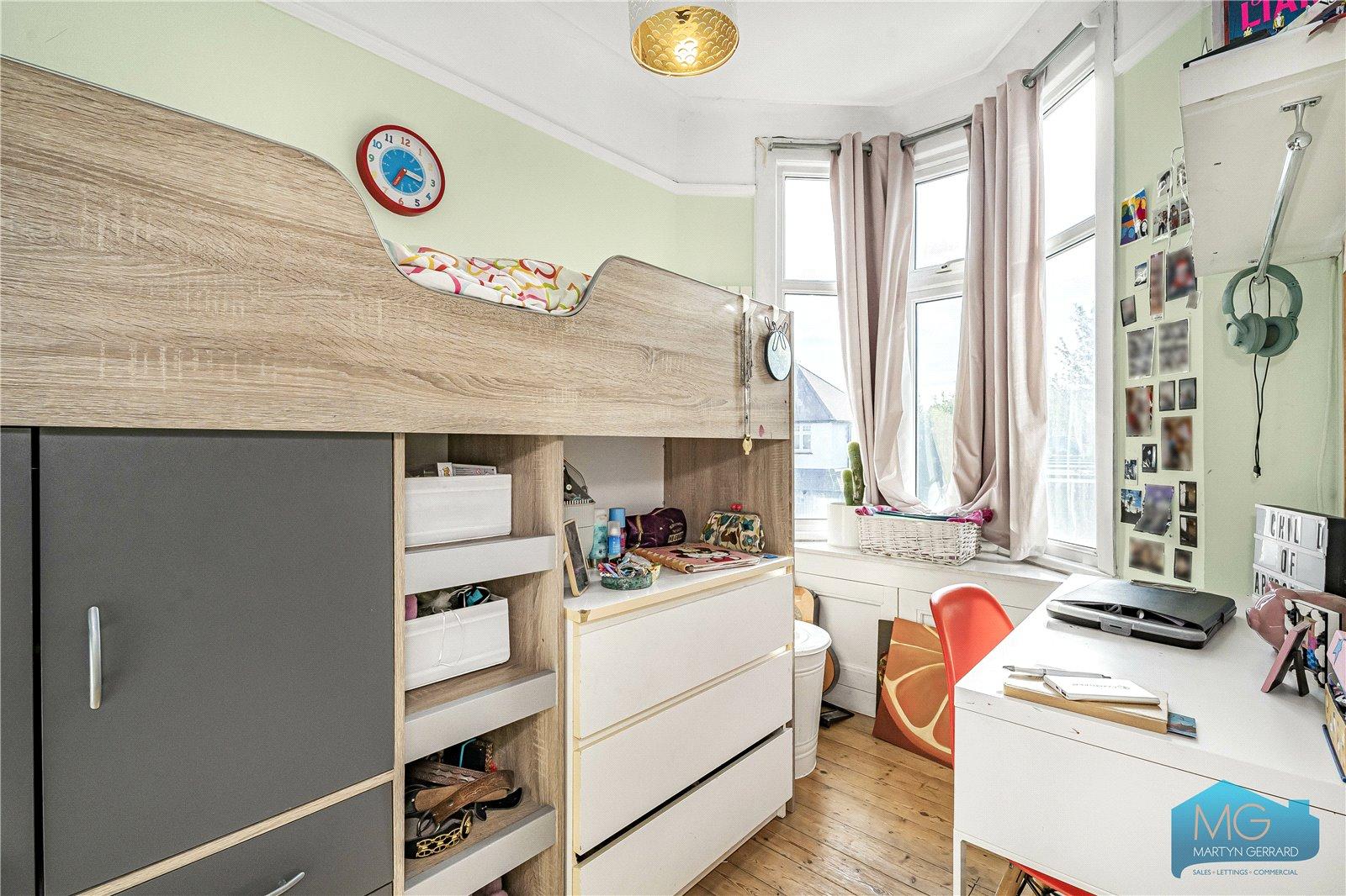 4 bedroom Terraced House for sale - Martyn Gerrard