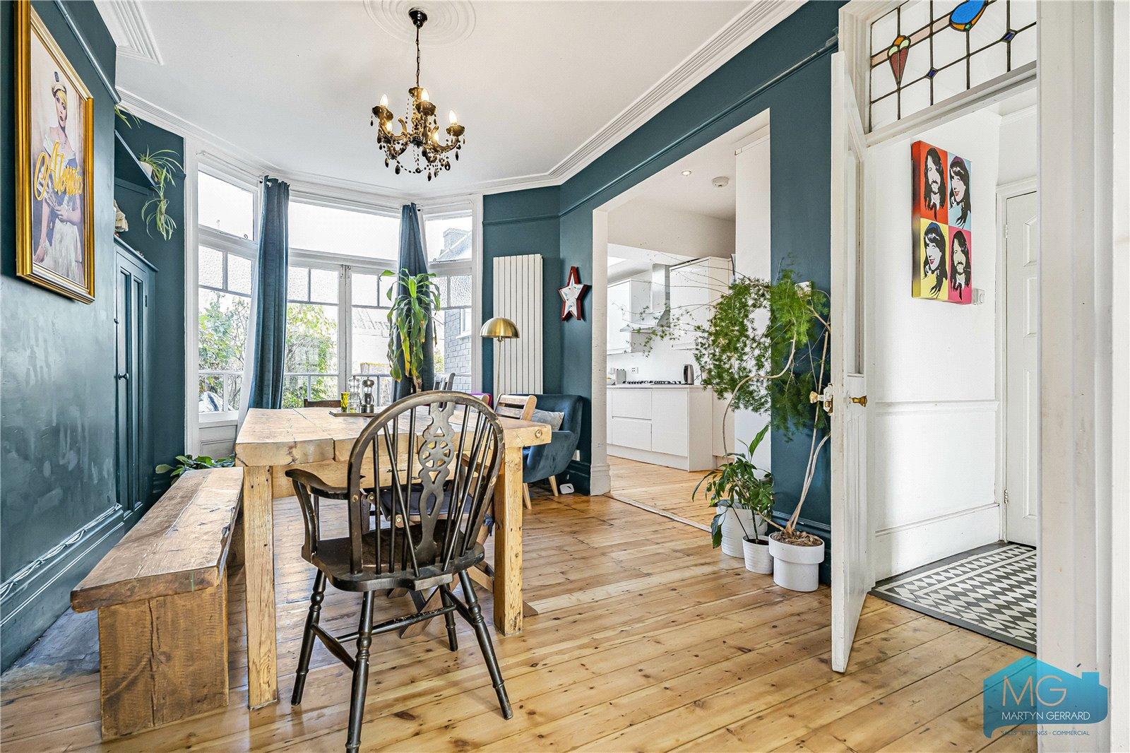 4 bedroom Terraced House for sale - Martyn Gerrard