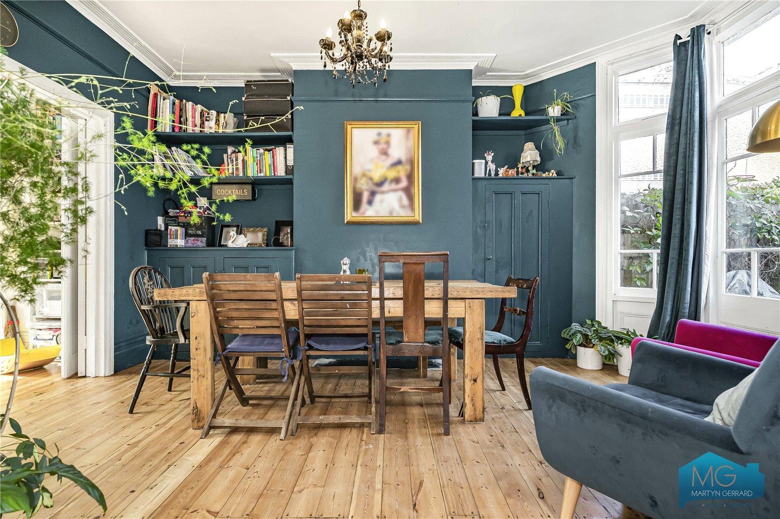 4 bedroom Terraced House for sale - Martyn Gerrard