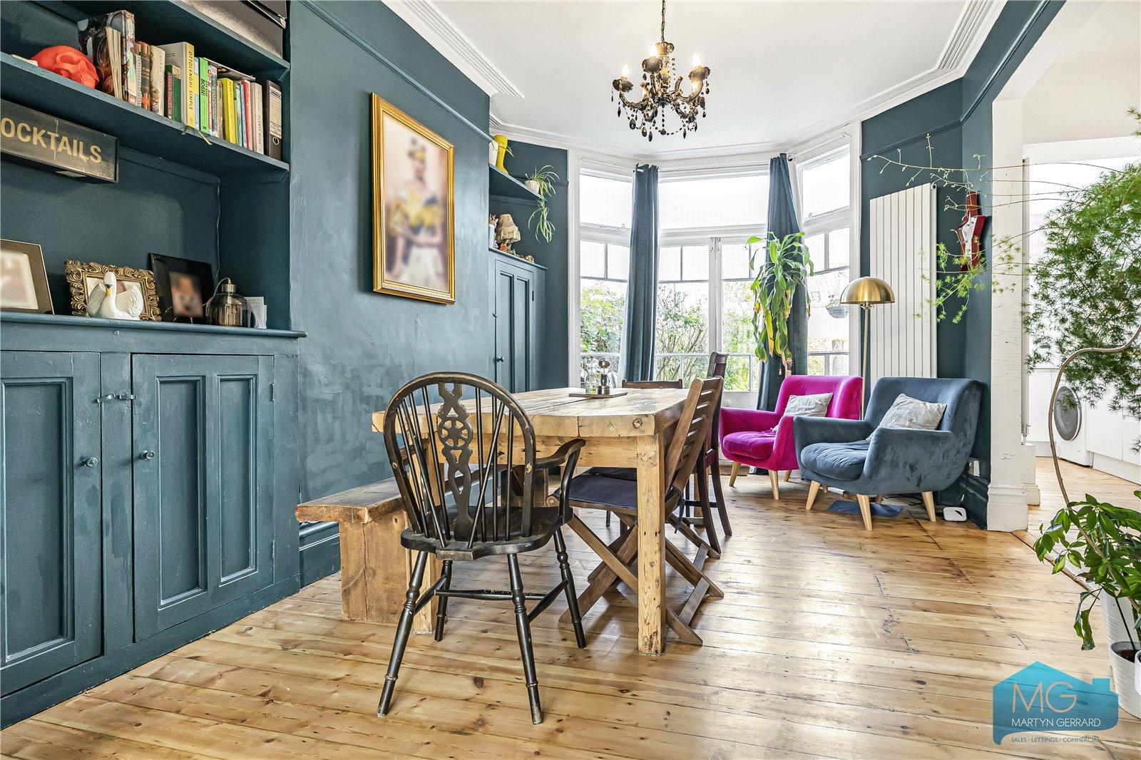 4 bedroom Terraced House for sale - Martyn Gerrard