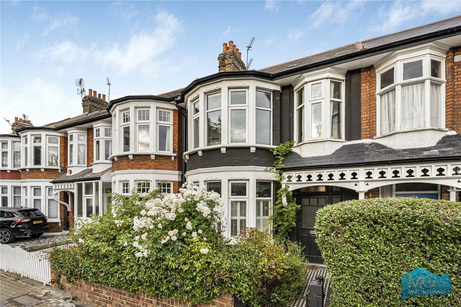 4 bedroom Terraced House for sale - Martyn Gerrard
