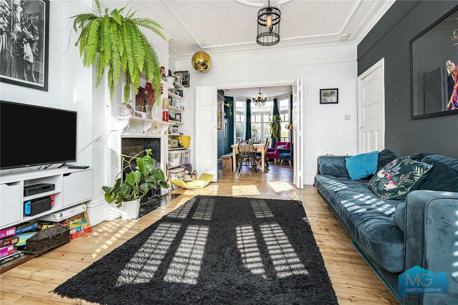 4 bedroom Terraced House for sale - Martyn Gerrard