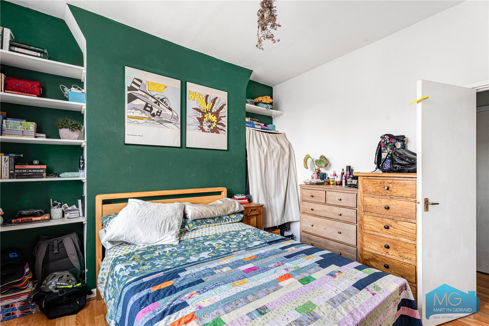 2 bedroom Apartment for sale - Martyn Gerrard